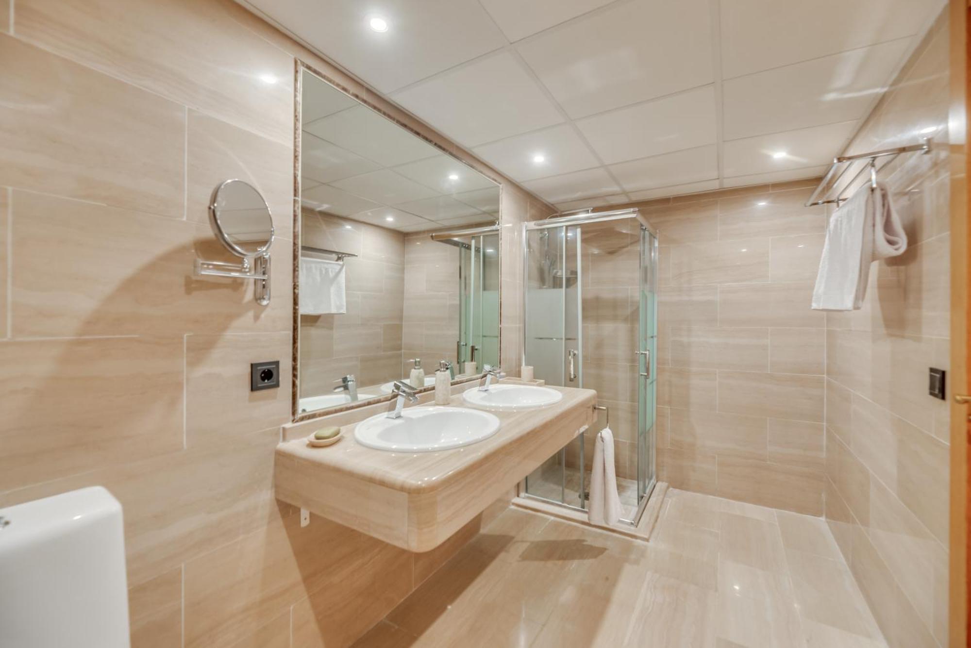 Apartamento Luxury 4Bdr Penthouse With Sea Views Benalmádena Exterior foto